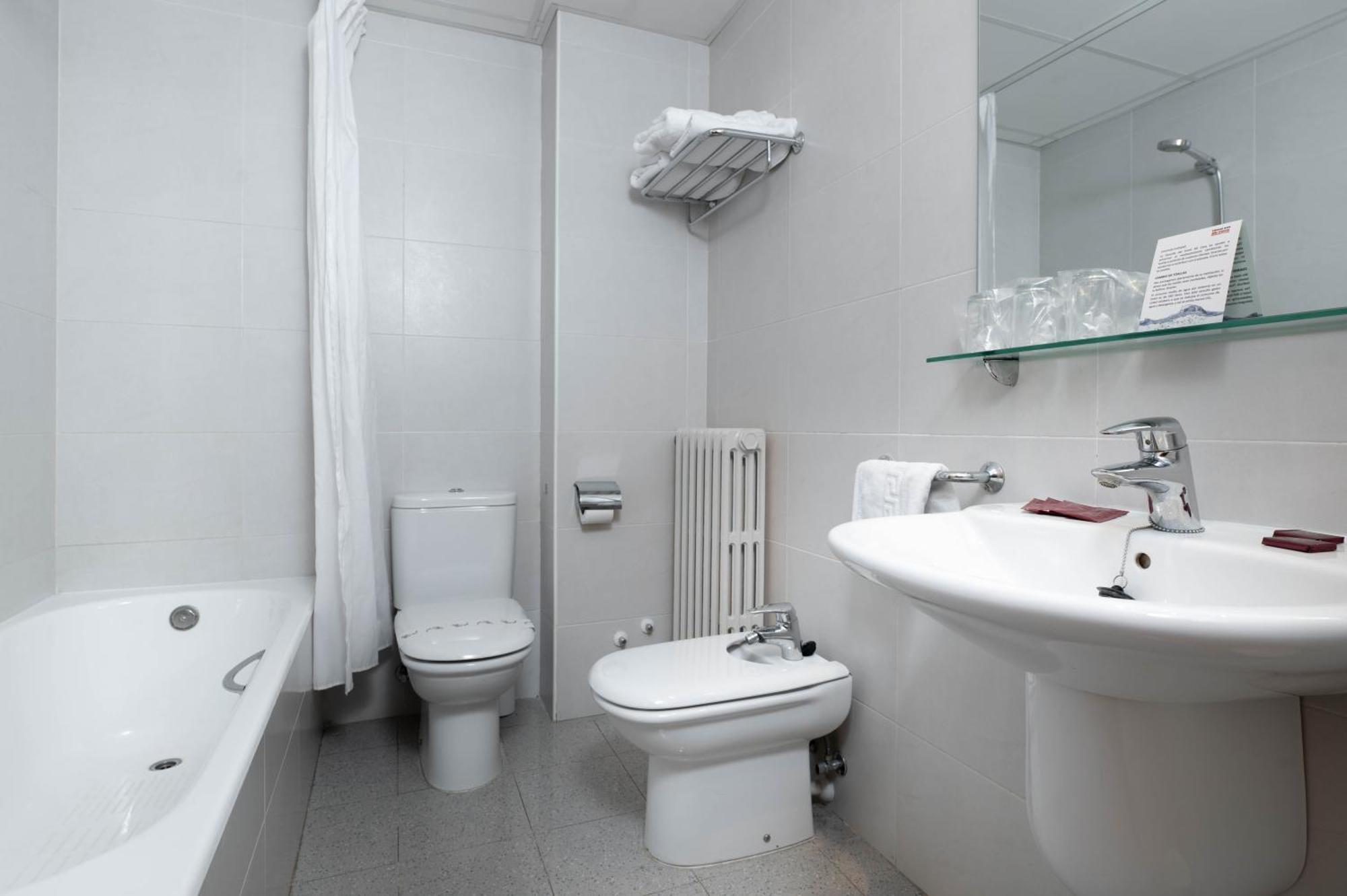 Hotel Mi Casa Сабиньяниго Экстерьер фото